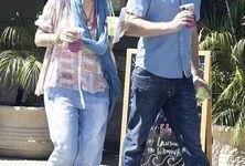 老友记最新重聚消息爆料,昔日六人再聚首，回忆满满！